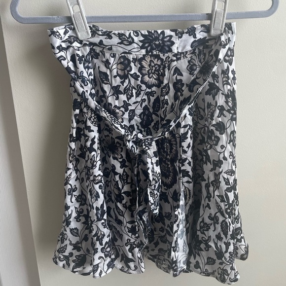 Anthropologie Dresses & Skirts - Anthropologie Rohit Kamara Floral Wrap Skirt